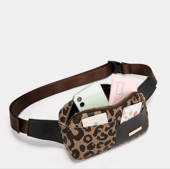 New Waist Bag for kids and adults - Picture 7 of 13